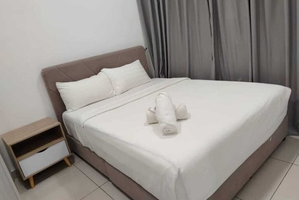 The Spruce: Make Your Best Home - Apartment Eco Friendly Living Space Price