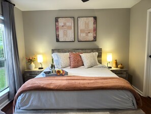 2 室のベッドルーム、アイロン / アイロン台、旅行用ベビーベッド、WiFi (無料)