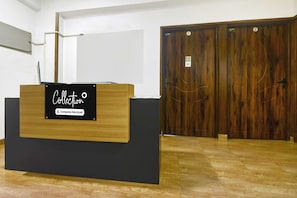 House | Reception
