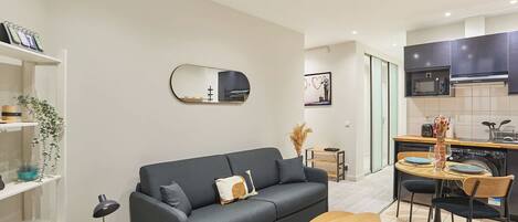 Apartment | Living area