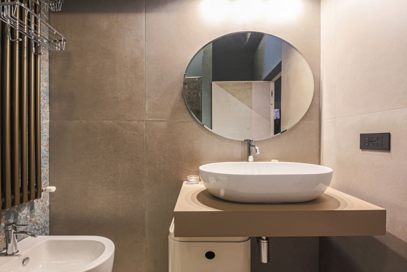 Dusche, Haartrockner, Bidet, Handtücher