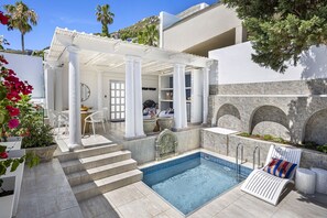 Outdoor pool - YOLO Spaces - Clifton Petite Villa (Cape Town)