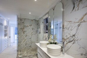 Luxury Villa, Sea View | Bathroom - YOLO Spaces - Clifton Petite Villa (Cape Town)
