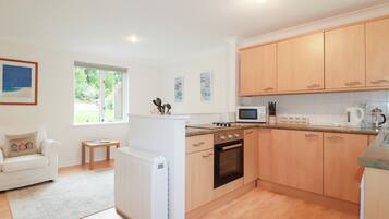 Kochgeschirr/Geschirr/Besteck