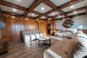 TV, fireplace - Trek & Relax: Countryside Home w/Hot tub+Water Views+Fishing+Grill+Campfire+ (Chenoa)