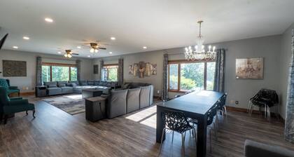 Trek & Relax: Countryside Home w/Hot tub+Water Views+Fishing+Grill+Campfire+