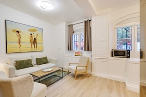 Interior - Exceptional Flat - 3bd/8p - Trocadero (Paris)