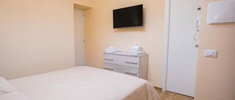 2 多间卧室、WiFi、床单