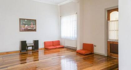Estudio a orilla de Rio