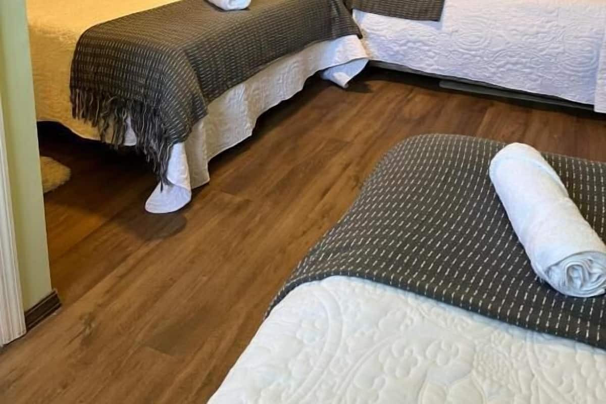 Family Triple Room, City View