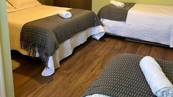 Family Triple Room, City View