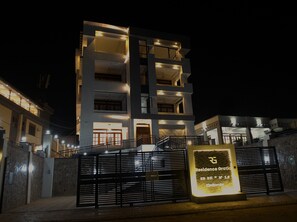 Fachada de la propiedad