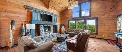 Smart-TV, Kamin, Videospiele, DVD-Player