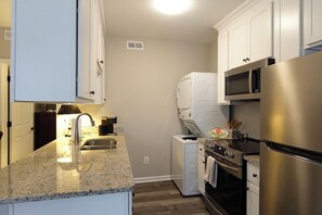 Microwave, oven, stovetop, cookware/dishes/utensils
