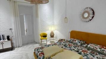 1 camera, accesso a Internet, lenzuola