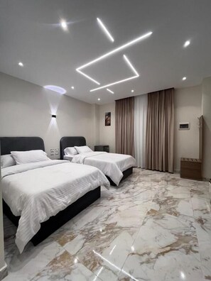 In-room safe, desk, laptop workspace, soundproofing - Zayed Plaza (Sheikh Zayed City)