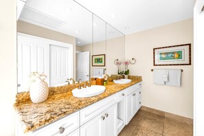 Shower, hair dryer, towels - Kapalua Bay Villas | 2 Free Rental Cars | KBM Resorts | Whale Watching | 2 Units, 4 Bedrooms | ML-1601 (Lahaina)