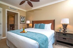 5 chambres, bureau, fer et planche à repasser, lit de bébé portatif