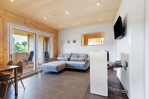 Televisie en een open haard