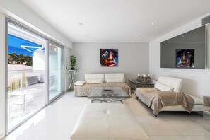 Apartment | Living area - Beautiful Apartment With Balcony 1br/2p - Cannes (Cannes)