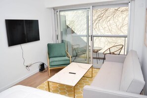 TV, offices