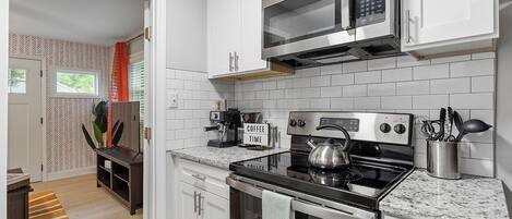 Microwave, oven, stovetop, dishwasher