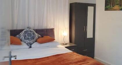 Planet 9 Apartment - Ground Floor