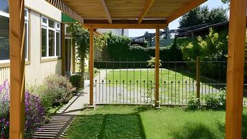Double Room, Courtyard View | Garden view