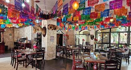 Hostal Hacienda Apulco