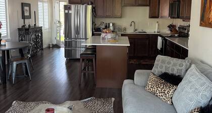 Ski Vail - 3 bedroom house in Gypsum adjacent to BLM nature trails