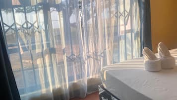 Maison Deluxe, vue lac | Bureau, espace de travail pour ordinateur portable, Wi-Fi gratuit