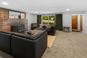 Lobby - Nucla Haus | In Between Telluride + Moab Basecamp (Nucla)