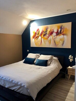 4 Schlafzimmer, Bügeleisen/Bügelbrett, WLAN, Bettwäsche