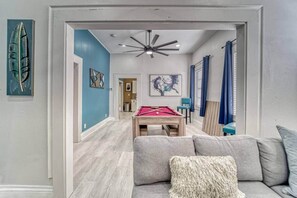 غرفة الألعاب