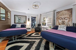 6 chambres, fer et planche à repasser, Wi-Fi, draps fournis