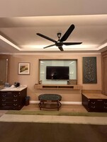 Premium Triple Room | Ruang tamu