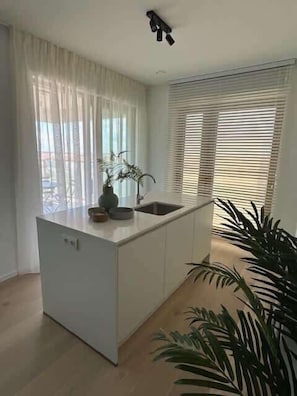 Apartment | 2 bedrooms, Internet - Modern Beach Apartment With Balcony Parking (Ostend)