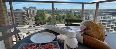 Apartment | 2 bedrooms, Internet