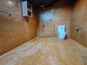 Free toiletries, towels, soap, shampoo