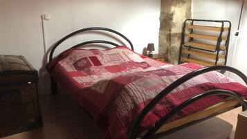 1 bedroom, iron/ironing board, Internet, bed sheets