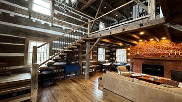 TV, fireplace, DVD player