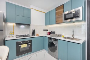 Apartment | 1 bedroom, Internet - Al Barsha Apartment Sleeps 2 With Private Balcony (Dubai)