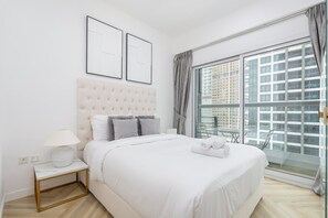 Apartment | 2 bedrooms, Internet - JLT Apartment Sleeps 4 in Central Location (Dubai)