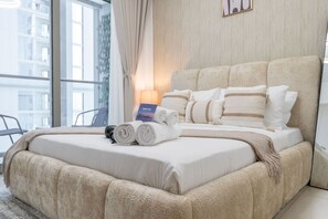 Apartment | 1 bedroom, Internet - Cosy 1 Bedroom in MBR City Sleeps 2 With Balcony (Dubai)