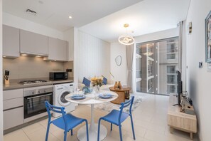 Apartment | 1 bedroom, Internet - Cosy 1 Bedroom in MBR City Sleeps 2 With Balcony (Dubai)