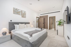 Apartment - JVC Apartment Sleeps 2 With Pool Gym (Dubai)