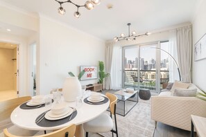 Apartment | 1 bedroom, Internet - The Greens Spacious 1 Bedroom Apartment for 2 (Dubai)