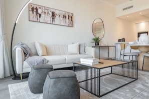 Apartment | 1 bedroom, Internet - The Greens Spacious 1 Bedroom Apartment for 2 (Dubai)