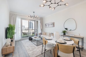 Apartment | 1 bedroom, Internet - The Greens Spacious 1 Bedroom Apartment for 2 (Dubai)