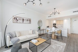 Apartment | 1 bedroom, Internet - The Greens Spacious 1 Bedroom Apartment for 2 (Dubai)